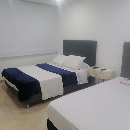 C Hotelera Rey.Es Bogotá Zewnętrze zdjęcie