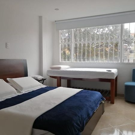 C Hotelera Rey.Es Bogotá Zewnętrze zdjęcie