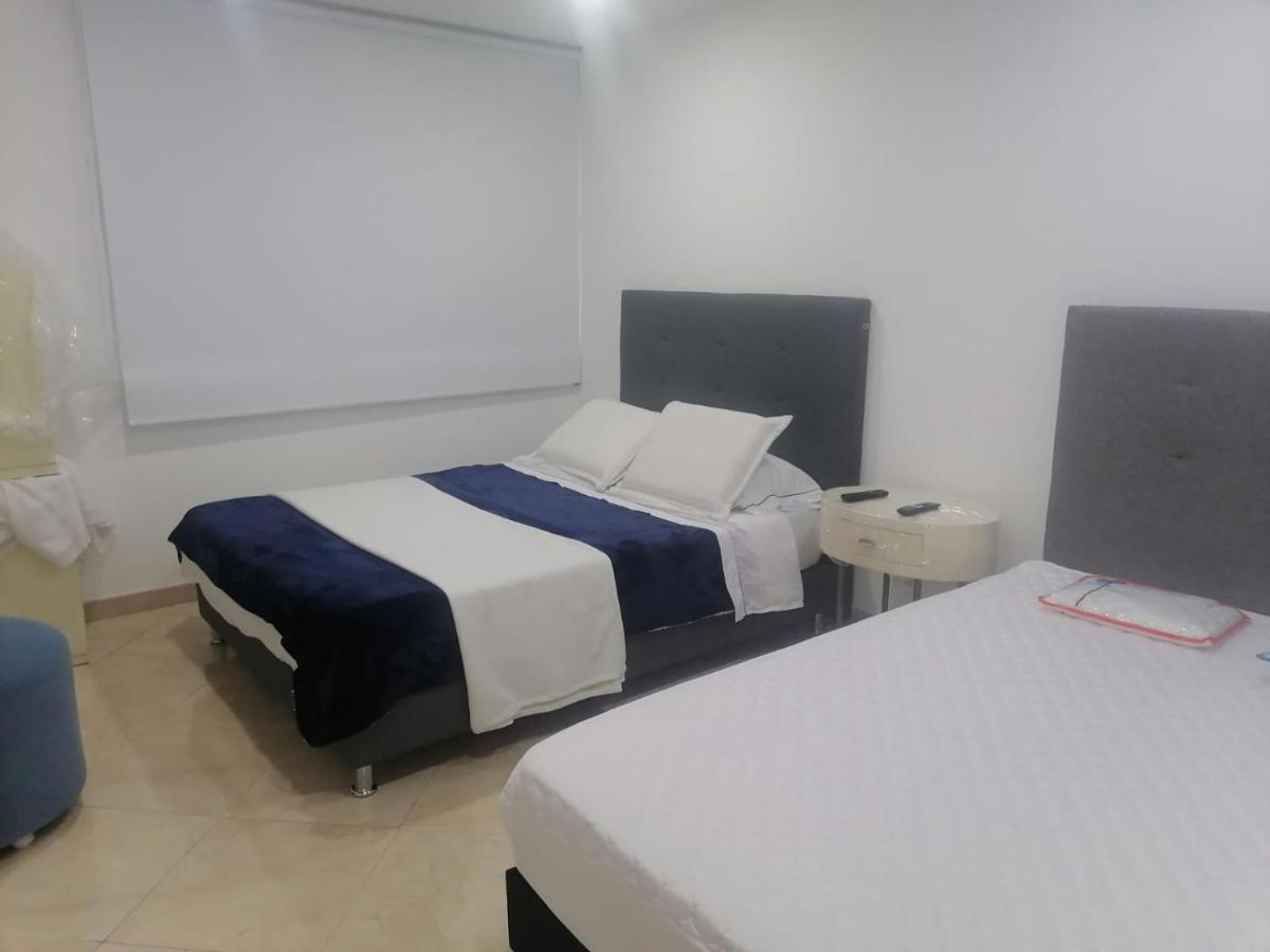 C Hotelera Rey.Es Bogotá Zewnętrze zdjęcie