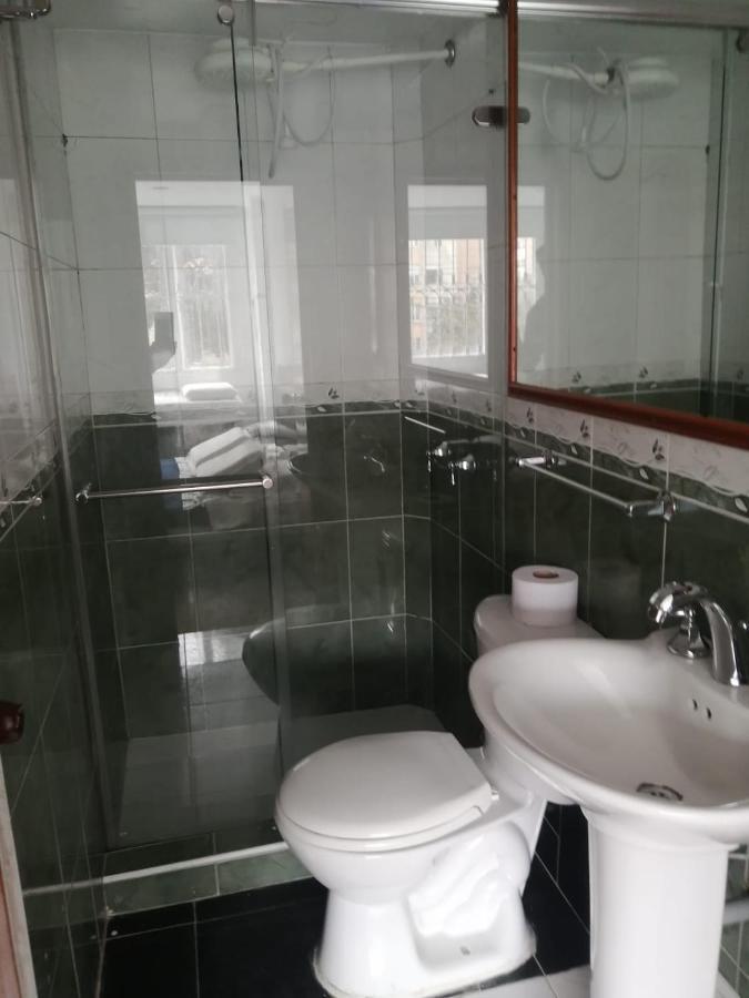 C Hotelera Rey.Es Bogotá Zewnętrze zdjęcie